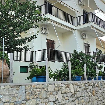 Pension Dimitra Vóci Kültér fotó